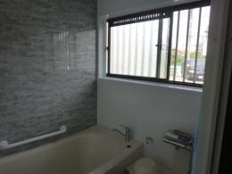 さいたま市の総合リフォーム（株）上武の施工事例：内装リフォーム：お風呂と洗面所を改装